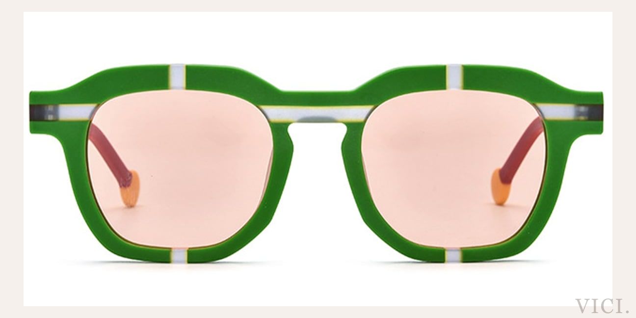 Rose Polarized