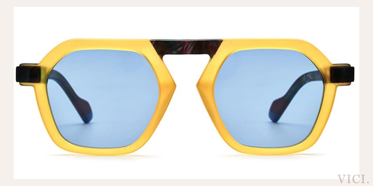 Blue Polarized