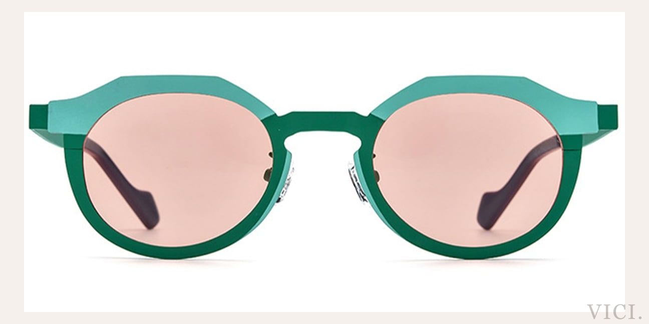 Rose Polarized