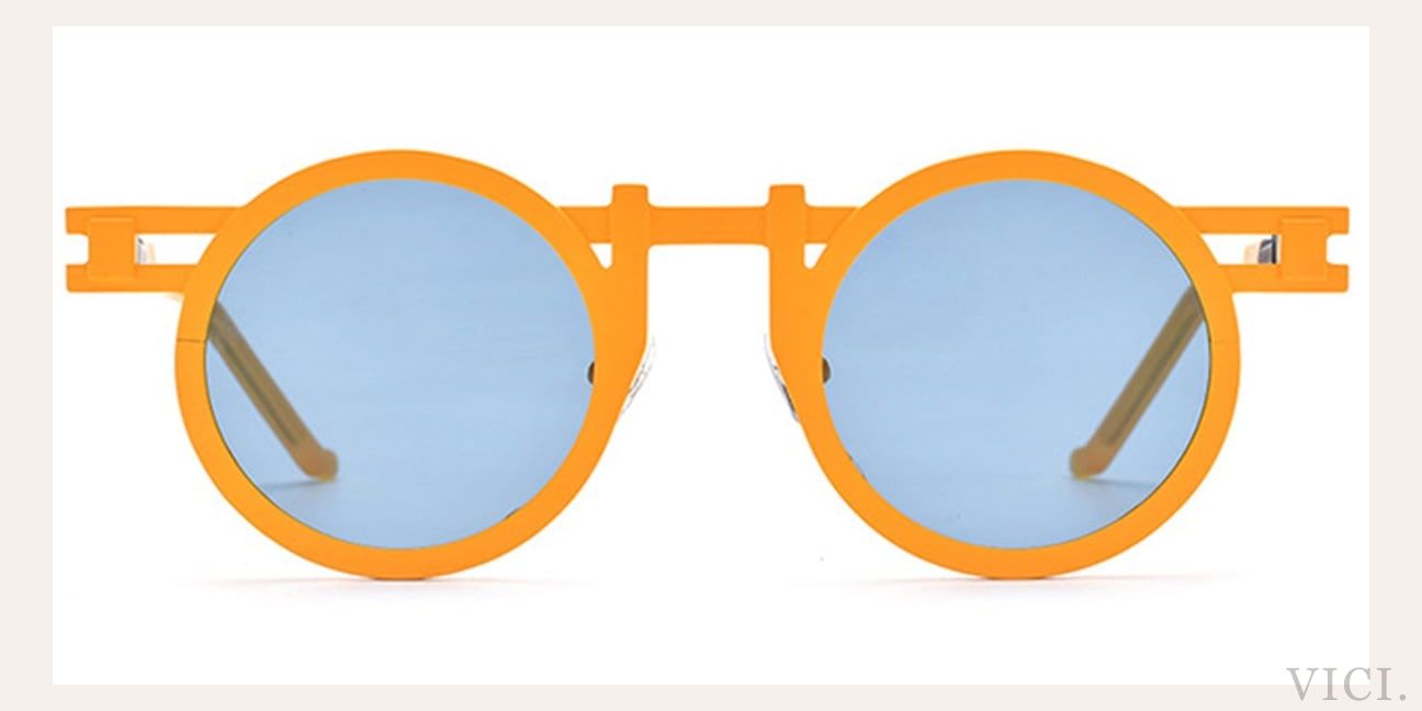 Blue Polarized