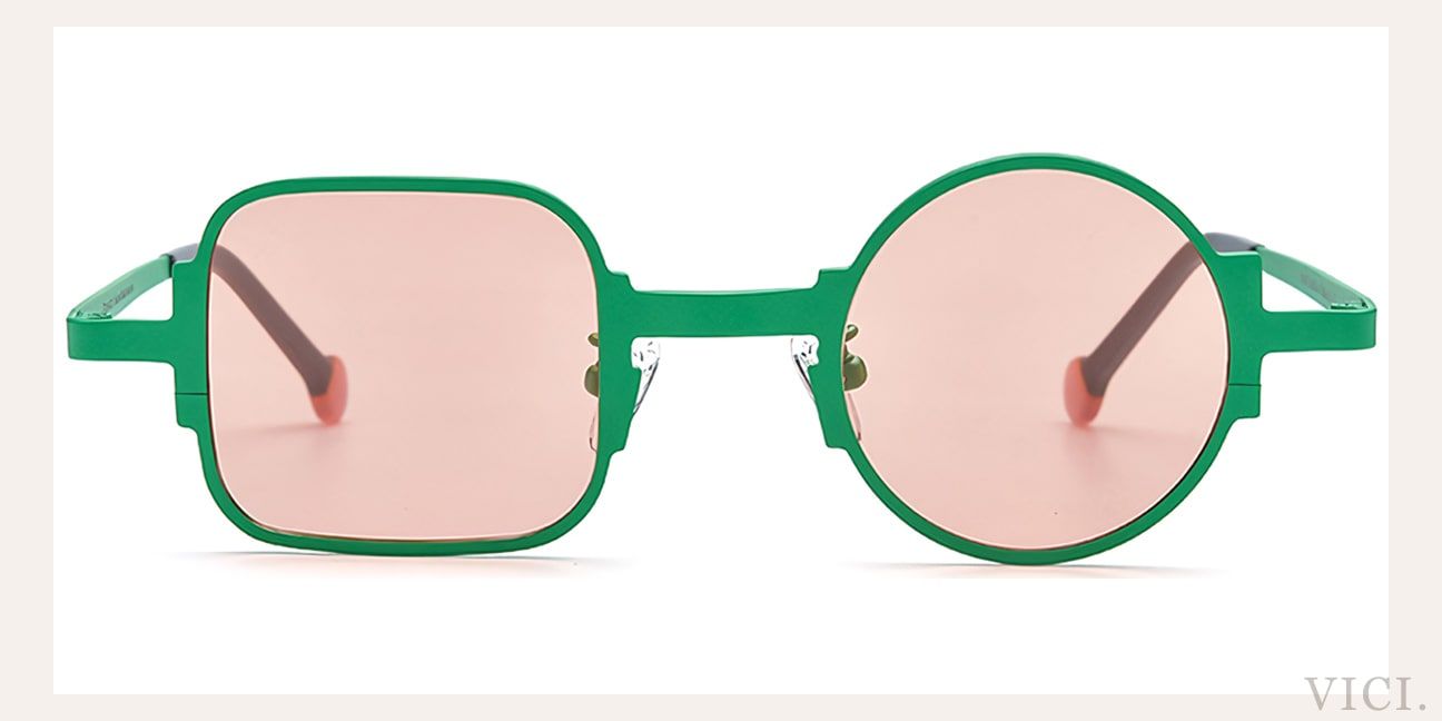 Rose Polarized