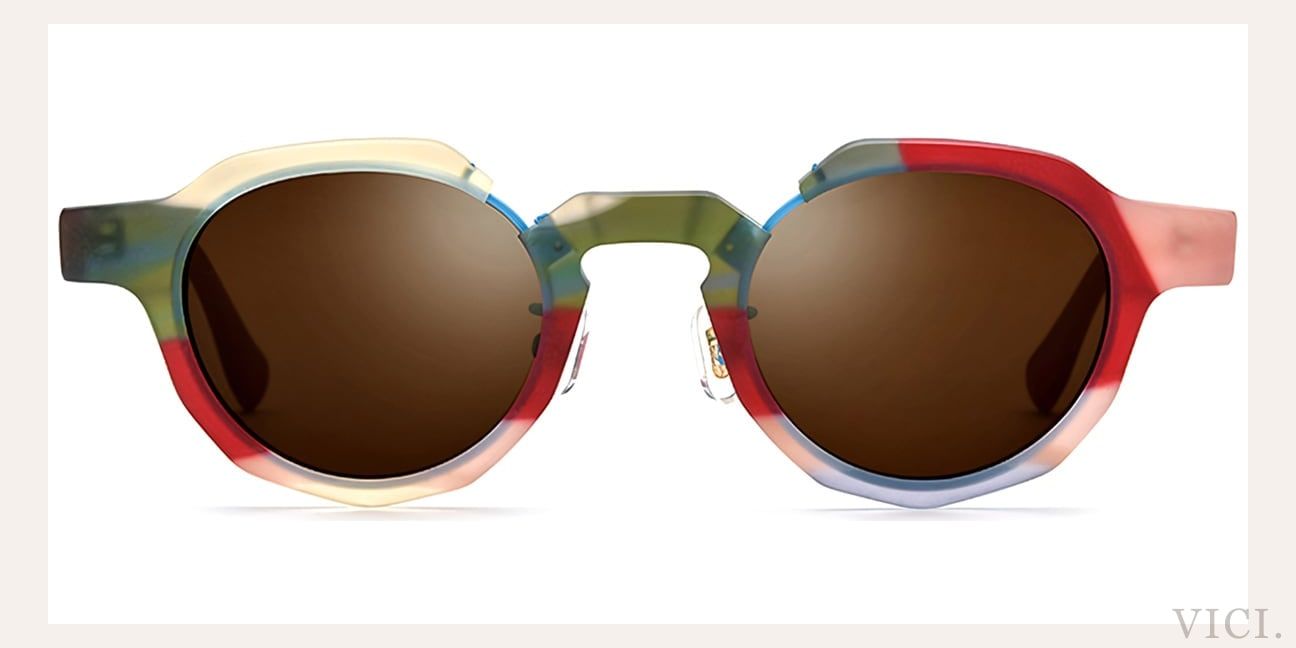 Amber Polarized